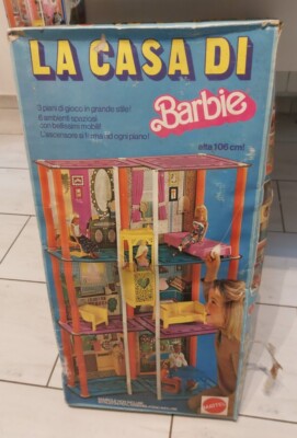 LA CASA DI BARBIE CON MOBILI 1975 MATTEL 7825 TOWN HOUSE BAMBOLE