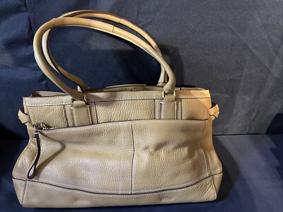 COACH XL Pebbled Leather Hampton Carryall Style 10531 in Light