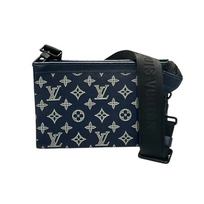 Louis Vuitton Gaston Wearable Wallet M83384 Navy Monogram Shadow Shoulder Bag r0