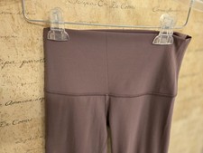 Lululemon Women's Wonder Under Crop High Rise Roll Down Scallop Luxtreme 23" SZ6