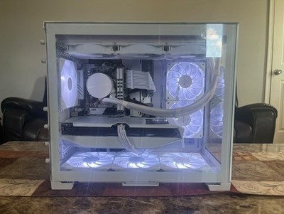 white gaming pc rx 9060XT 16 gb RAM Ryzen 7 5700X 1TB SSD Limited edition case