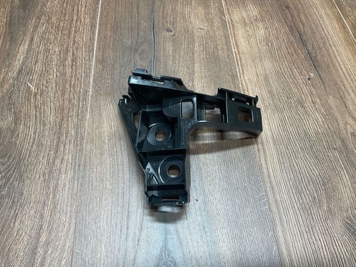 Volkswagen Golf VII 2018 Stoßstange hinten rechts Halterung 109030800100