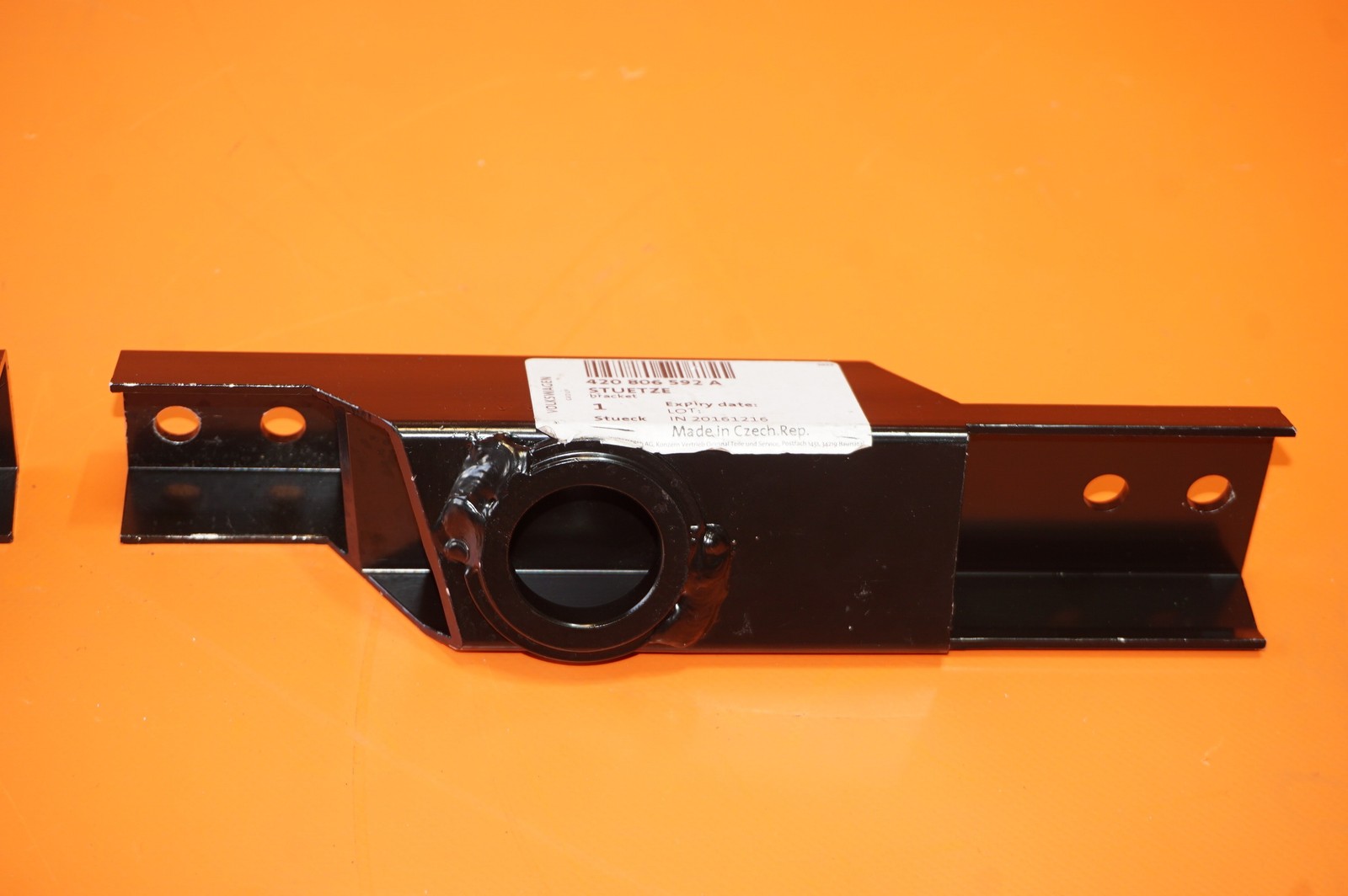AUDI R8 SUPPORT BRACKET LEFT AND RIGHT 2008 2009 2010 2011 2012 2013 2014 2015