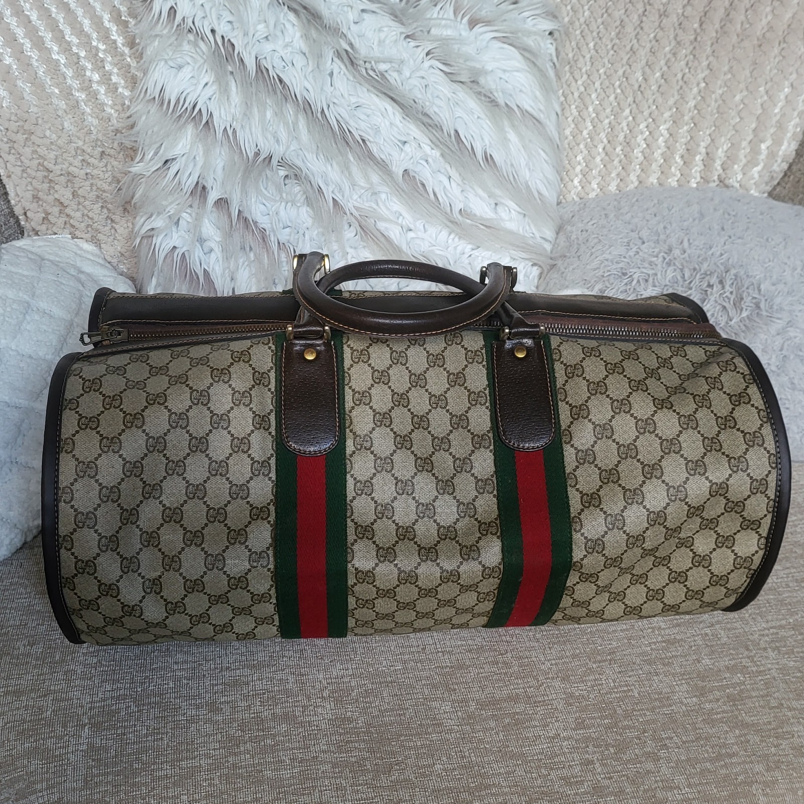 Gucci Vintage Beige Monogram Canvas 50 Duffel Travel Bag Authentic