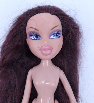 Bratz Sweetheart Phoebe Doll MGA No Shoes No Clothing Pink Lips Long Hair