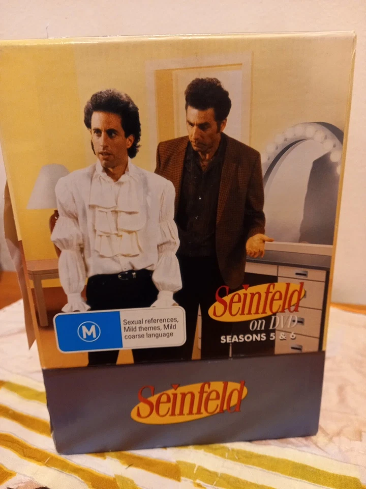 Seinfeld - Puffy Shirt Box Set, DVD Season 5 - 6, Limited Edition Script & more - Image 4 of 4