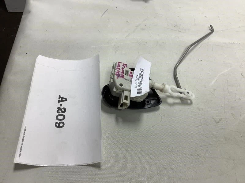 2003 AUDI A4 SEDAN TRUNK LID RELEASE SERVO MOTOR OEM+ - Image 2 of 4