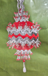 Herrschners SNOW BERRY Red Makes 3 Sequin Bead Christmas Ornament Kit Pins DIY