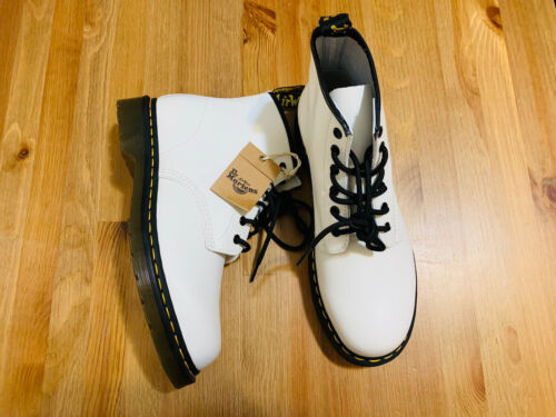 Dr. Martens Pascal leather lace up combat boots white NWOB size 10