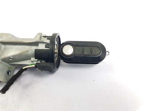 2011 On MK3 CHRYSLER YPSILON IGNITION BARREL + KEY 0B365 06846 - Picture 5 of 14