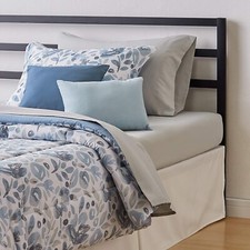 Amazon Basics 8-Piece TWIN / TWIN XL Microfiber Bed-In-A-Bag Comforter Set BLUE