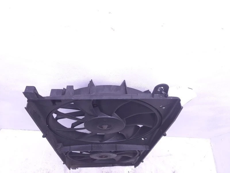 Conjunto ventilador motor radiador 00-05 Cadillac Deville 12494766 Foto 4 de 4