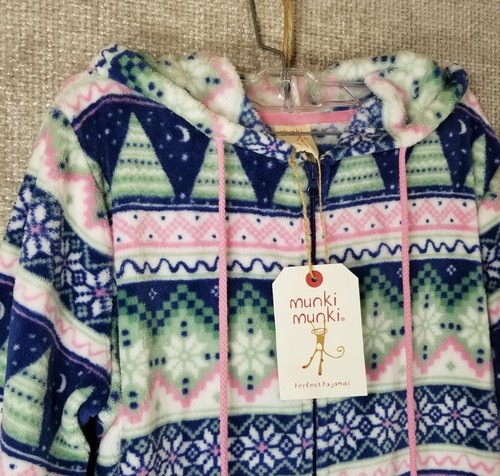 Munki Munki Hooded One Piece Fleece Pajamas Winter Theme Women's XS NWT - Picture 2 of 12