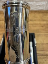 Mécanisme E flûte argentée Pearl PF-525 utilisé avec étui souple rigide