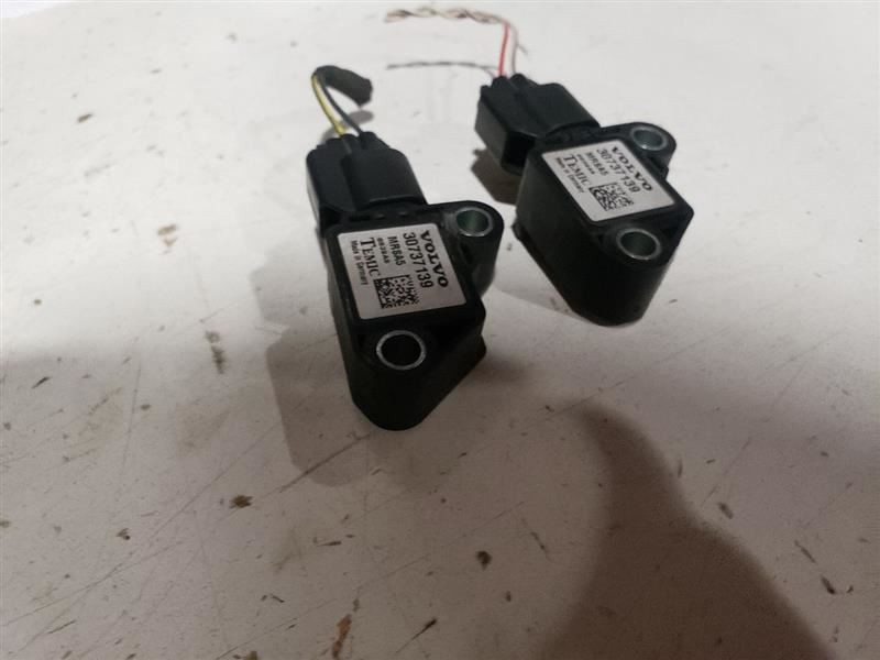 Aston Martin Vantage 06-11 Impact Sensor - Set of 2 OEM 07 08 09 1011