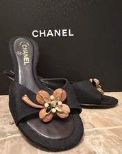 Vintage Chanel Black Slides with Wood Camellia Y2k e2000s 7.5