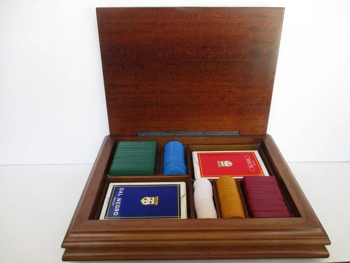 Set di fiches da poker in legno con fiches in legno, set di fiches da poker di metà secolo - Italia