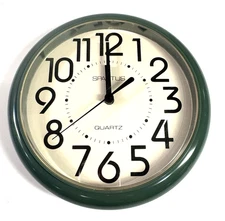 Vintage Spartus Green Plastic Wall Clock 1980s Quartz Mvmt AA Battery Operated