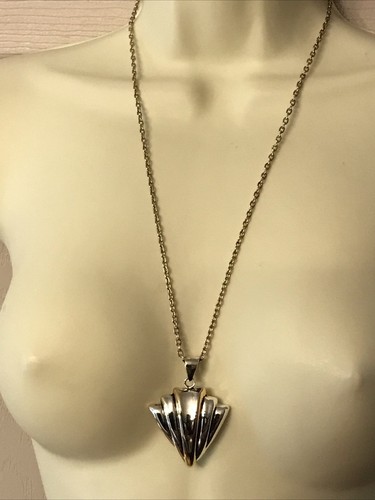 Vintage “Best” Art Deco Pendant Necklace Silver/Gold Color - Picture 7 of 10