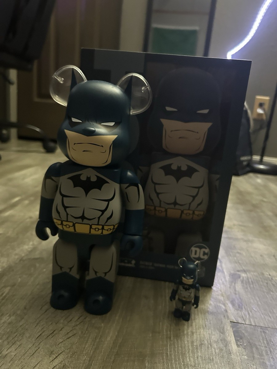 BE@RBRICK BATMAN HUSH Ver.100％＆400％ Be@rbrick Batman HUSH Version 100% & 400% Collectible Figure