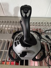 Logitech Extreme 3D Pro USB Joystick Flight Controller 863225-1000 J-UK17