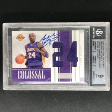 2009-10 National Treasures Kobe Bryant Colossal Materials Auto 2/25 Bgs 9/10