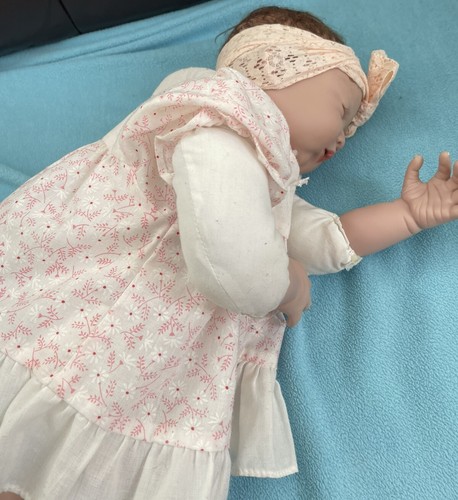 Reborn Doll Ashton Drake Galleries ADG 07 Soft Body Girl Newborn 50 Cm - Picture 15 of 23