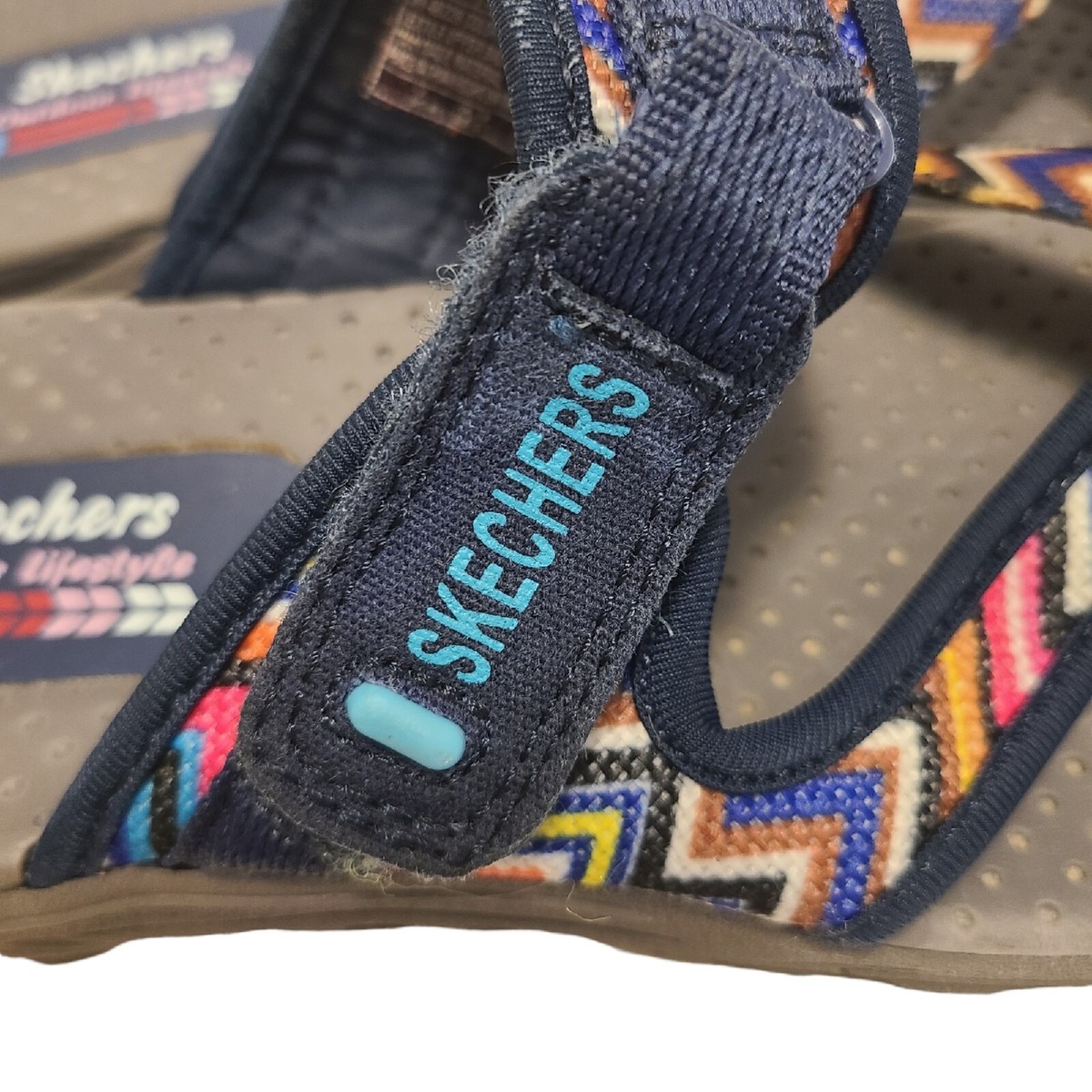 Skechers Outdoor Lifestyle Reggae Zig Swag Flip-Flop Sandals