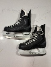 Reebok 22K Ribcore Hockey Ice Skates Size 2 Shoe size 3.5