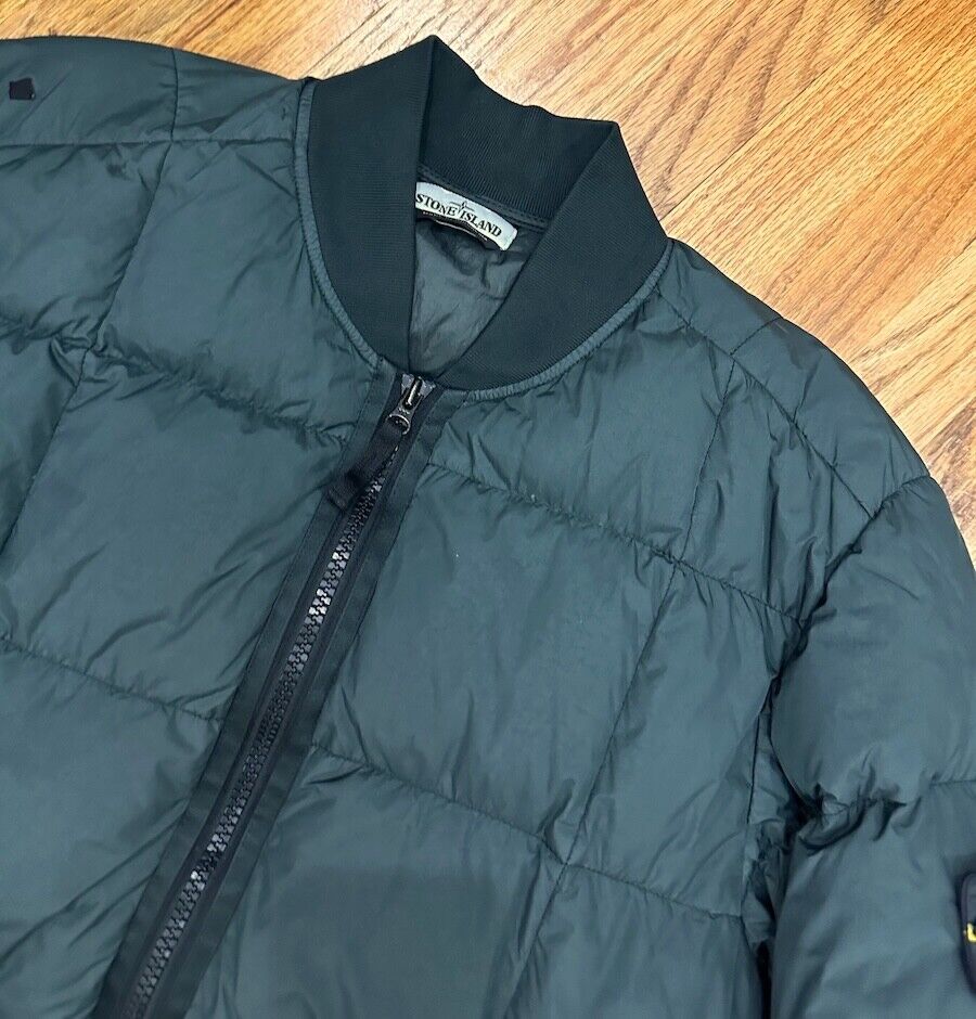 PRE-OWNED STONE ISLAND Crinkle Reps NY Down Jacket L Garment PRE-OWNED STONE ISLAND Crinkle Reps NY Down Jacket L Garment