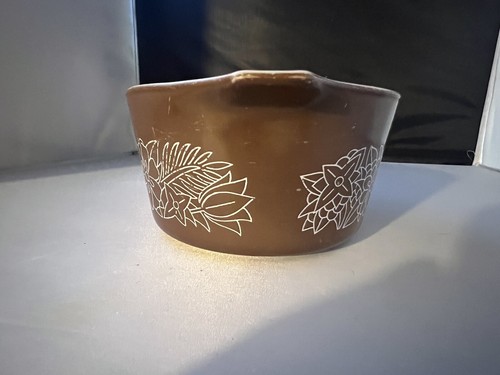Vintage Pyrex Woodland Brown Round Casserole Bowl 473-B - Picture 3 of 14
