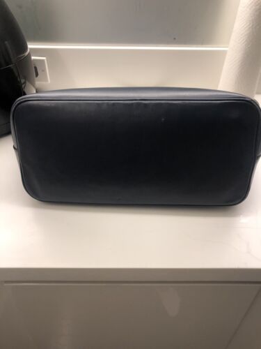 Used authentic Givenchy Calfskin Antigona Navy Silver Blue Tote Bag - Picture 3 of 5
