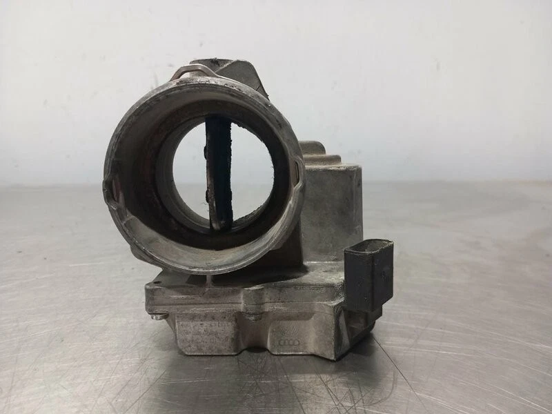 059128063A corps de papillon pour AUDI A6 AVANT (4B5) 2001 821693 - Photo 4/4