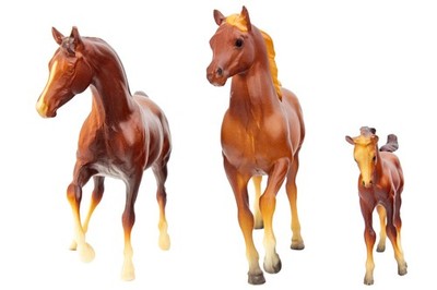 Vintage Breyer #3055 Classic Arabian Family Stallion, Mare & Foal Chestnut