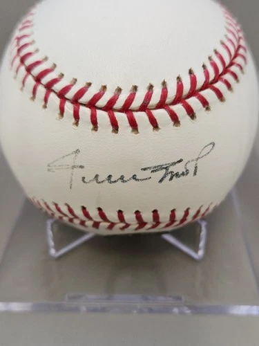 Willie Mays  Signed Baseball PSA Certificate Of Authenticity