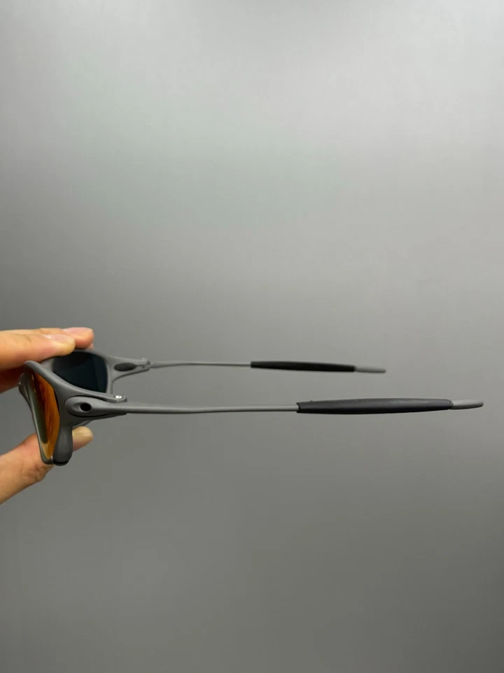 New Oakley X-Metal Juliet Sunglasses Grey Frames/ Ruby Lens - Image 4 of 4