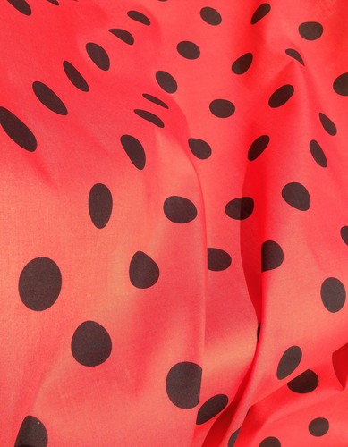 Spotted polka dot polycotton fabric sold by the metre by Fyvie star Fabrics - Picture 13 of 17