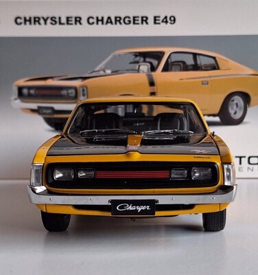 Chrysler VH Valiant Charger R/T E49 1972 Yellow 1:18 Autoart