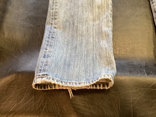 LEVIS 501 DISTRESSED VTG 34”x32” - Picture 4 of 10