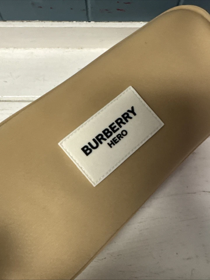 BURBERRY HERO  Beige Travel Bag Toiletry Mens Pouch GWP Bag - Image 3 of 4