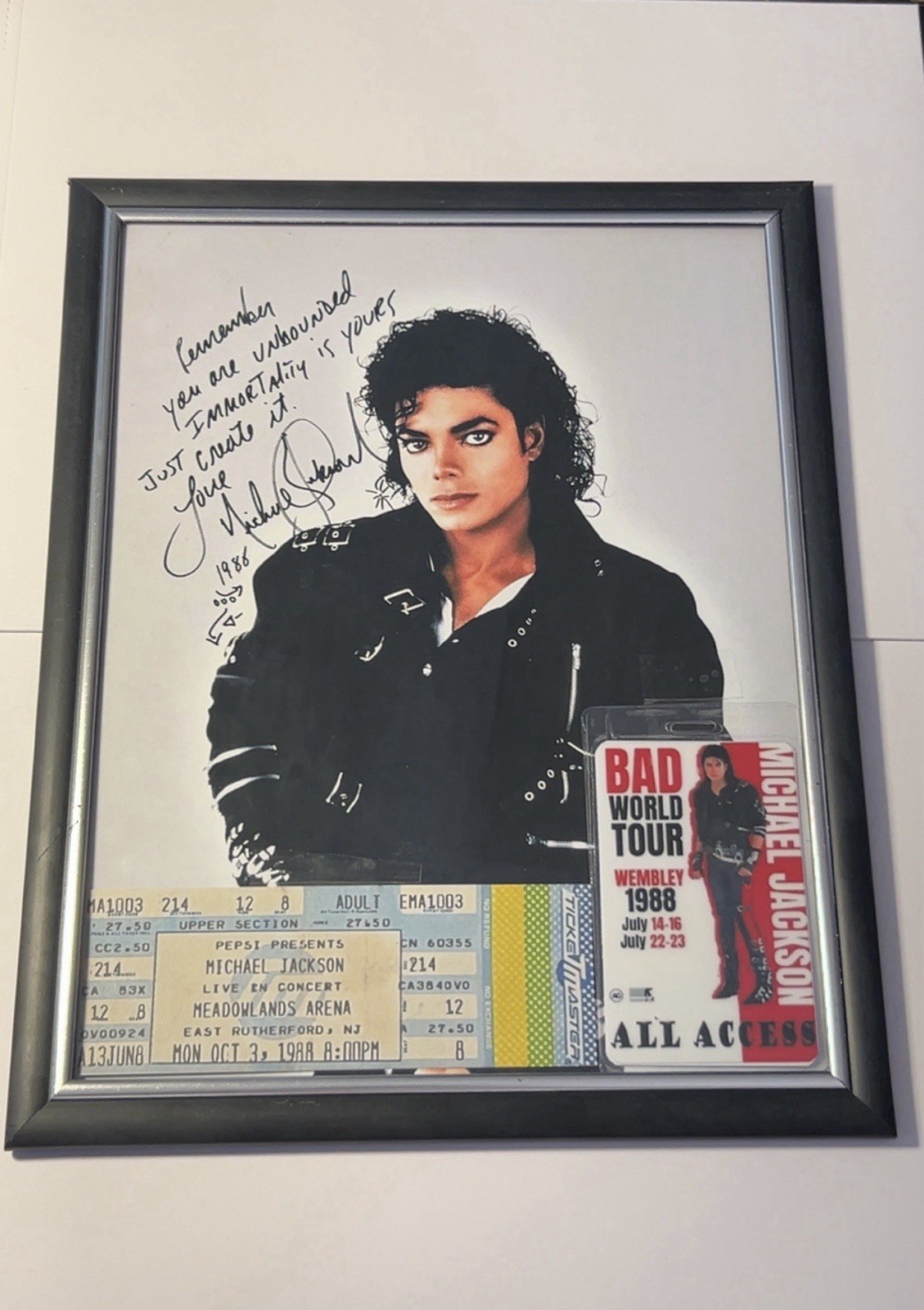 Michael Jackson Signed Framed Reprint Photo Ticket Stub Laminate Pass