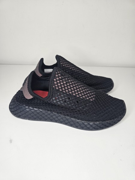 ADIDAS DEERUPT SNEAKERS, BLACK, WOMENS, SIZE US 5
