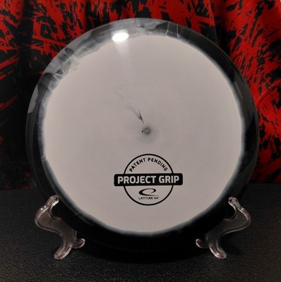 Latitude 64 Patent Pending Project Grip Explorer Black/White 169g New