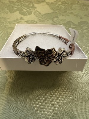 Forever In My Thoughts Because You Are My Sister Bracelet