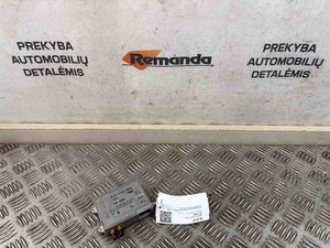 AUDI Q5 8R Antennenverstärker  8J0035456 2.97 Diesel 2008 31576867