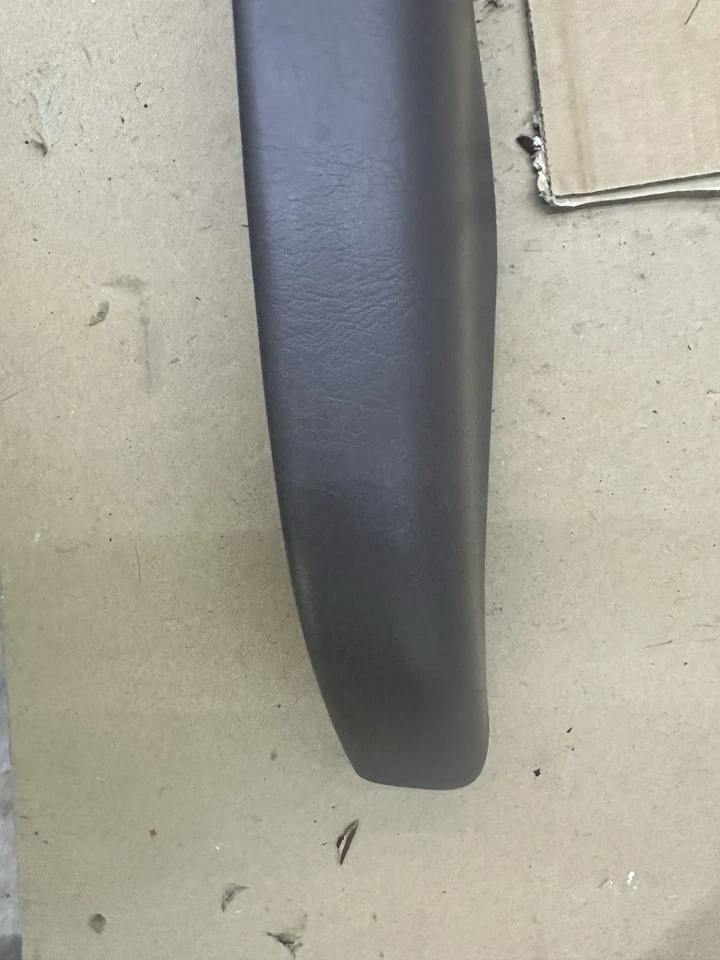 Toyota Sequoia 2001-2007 manija panel puerta conductor delantero izquierdo reposabrazos marrón claro Foto 3 de 4