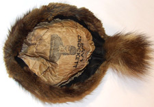 VINTAGE 1950s DAVY CROCKETT COONSKIN CAP/HAT WITH GRAPHICS INSIDE TV SHOW 