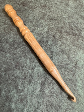 Hand carved beautiful BIRDSEYE MAPLE WOOD YARN CROCHET HOOK size I