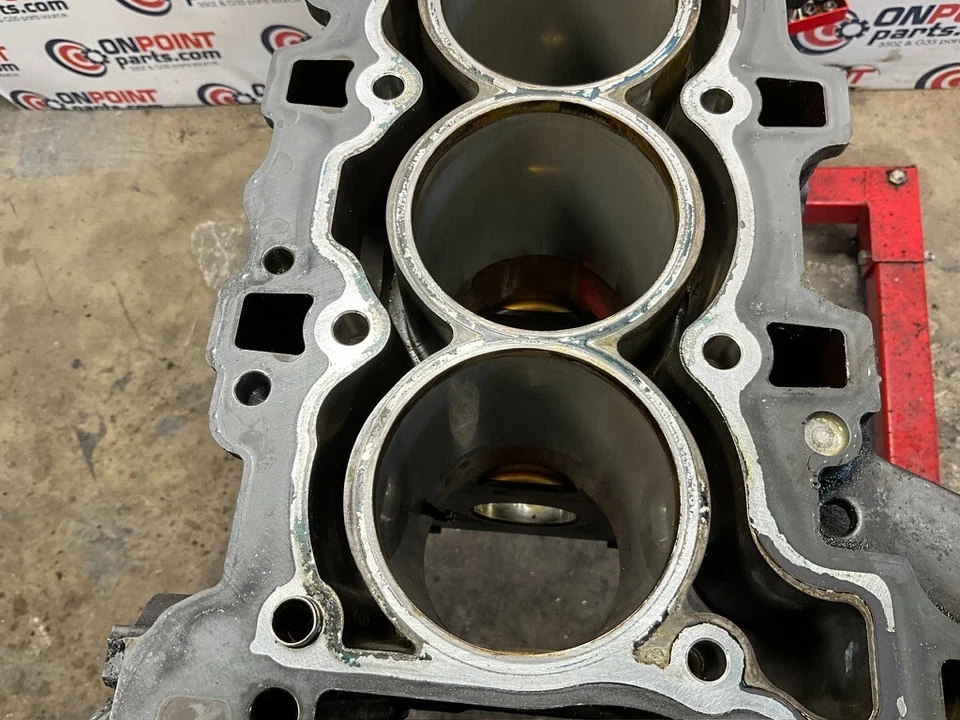 BMW E92 328xi 2007 bloque de motor desnudo y cárter de aceite superior 215 k millas OEM 13BCSF0 Foto 4 de 4