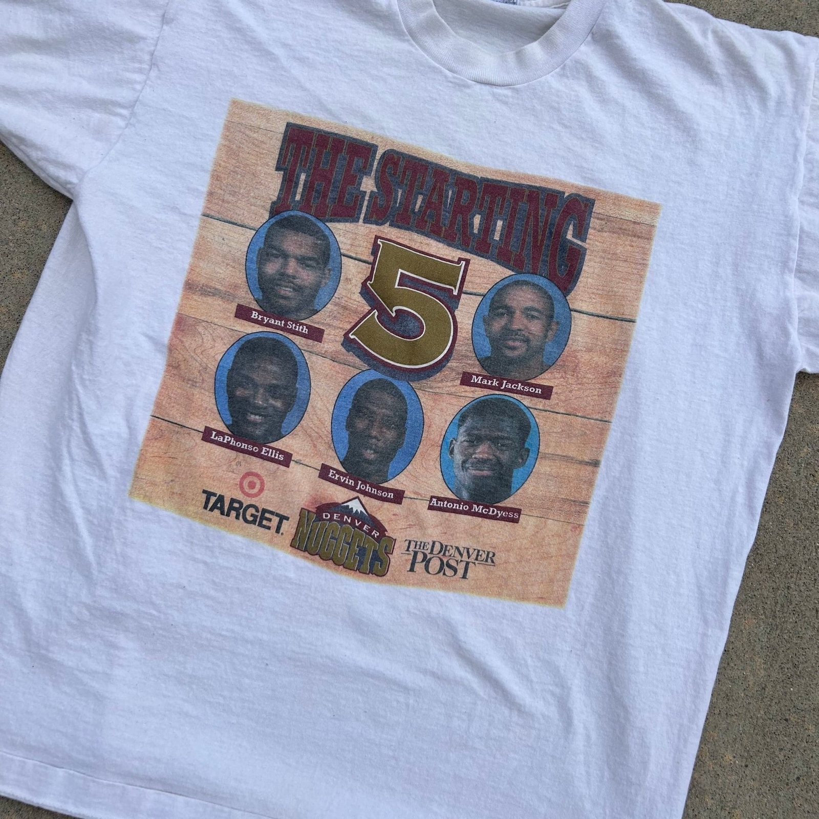 ALTRA T shirt grafica vintage anni 90 Denver Nuggets 'Starting 5' taglia XL